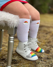 Load image into Gallery viewer, Prismatic rainbow Binx-RTS